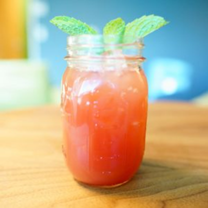 Cold-pressed watermelon mojito